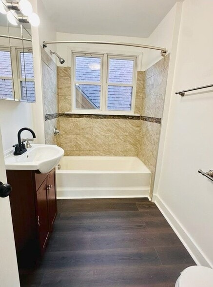 Building Photo - 303 Peebles St