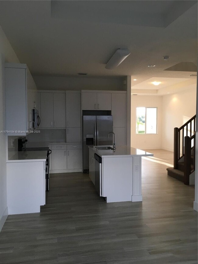 Building Photo - 17545 SW 150th Ct