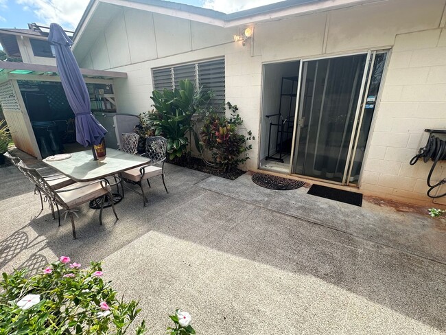 Primary Photo - Single Level - 3 Bedroom, 2 Bath SINGLE FA...