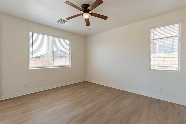 Building Photo - 3742 S 64th Dr