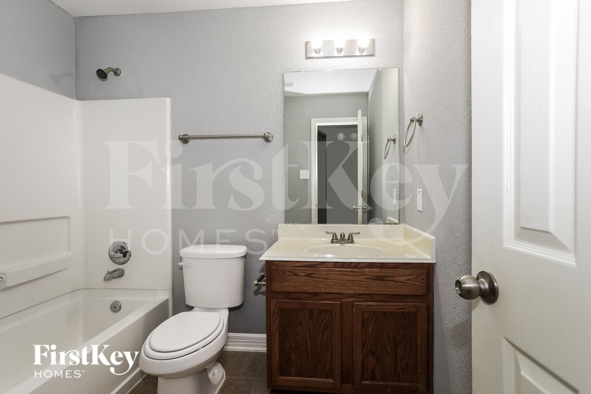 Building Photo - 1434 Loxley Dr