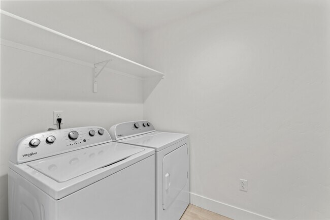 Building Photo - 1673 N Solterra Ln
