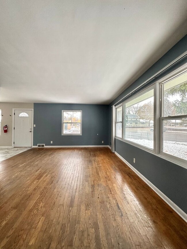 Building Photo - 3009 W Michigan Ave