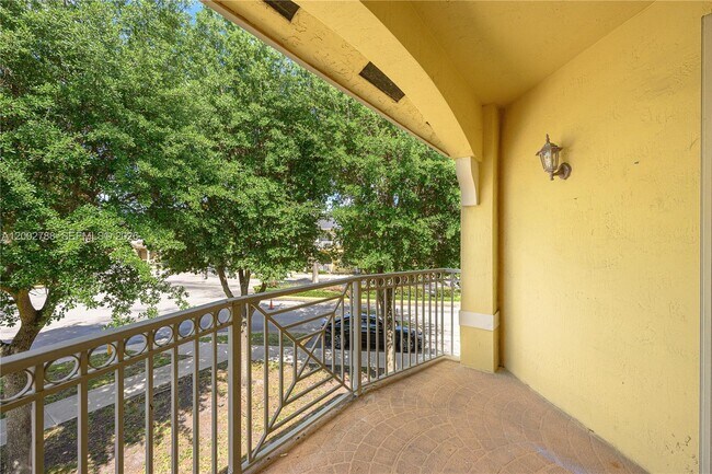 Building Photo - 8964 W Flagler St