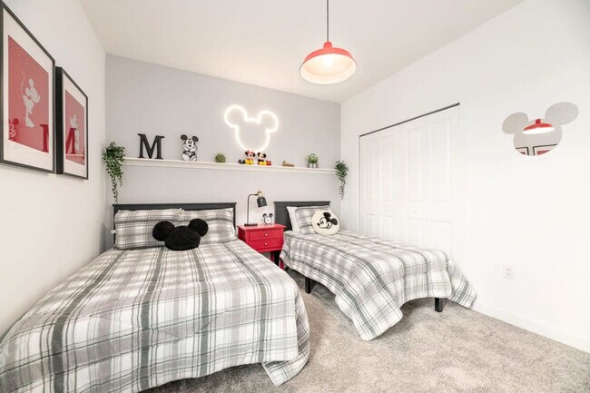 Building Photo - 4246 Paragraph Dr