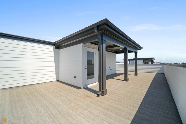 Building Photo - 1034 Robert Smalls Way
