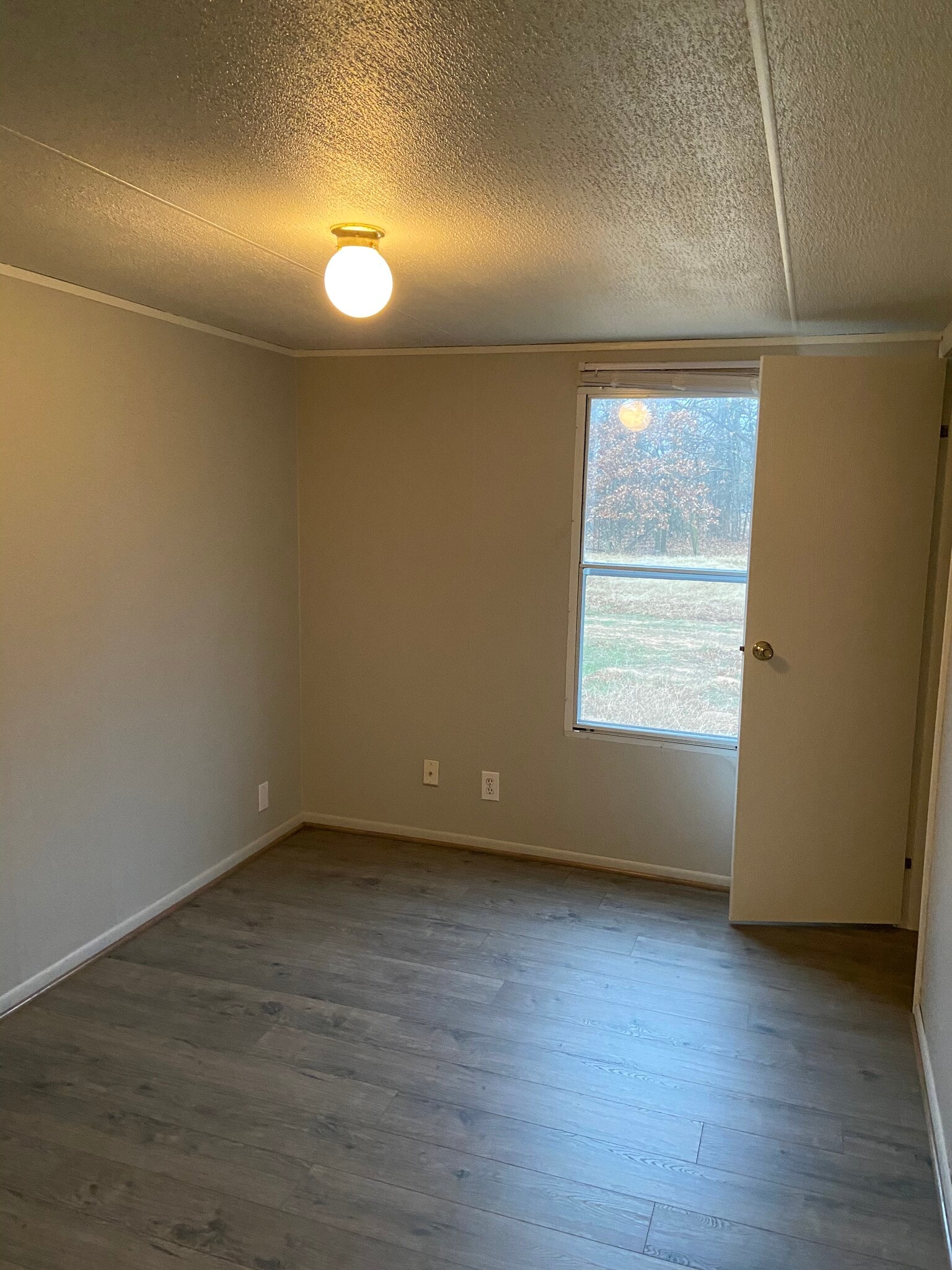 Building Photo - 14855 E Etowah Rd