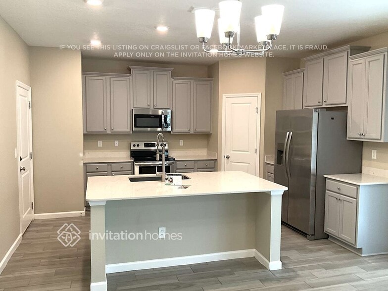 Building Photo - 2594 Laylas Wy