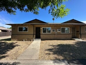 Building Photo - 1709 Evergreen Ave