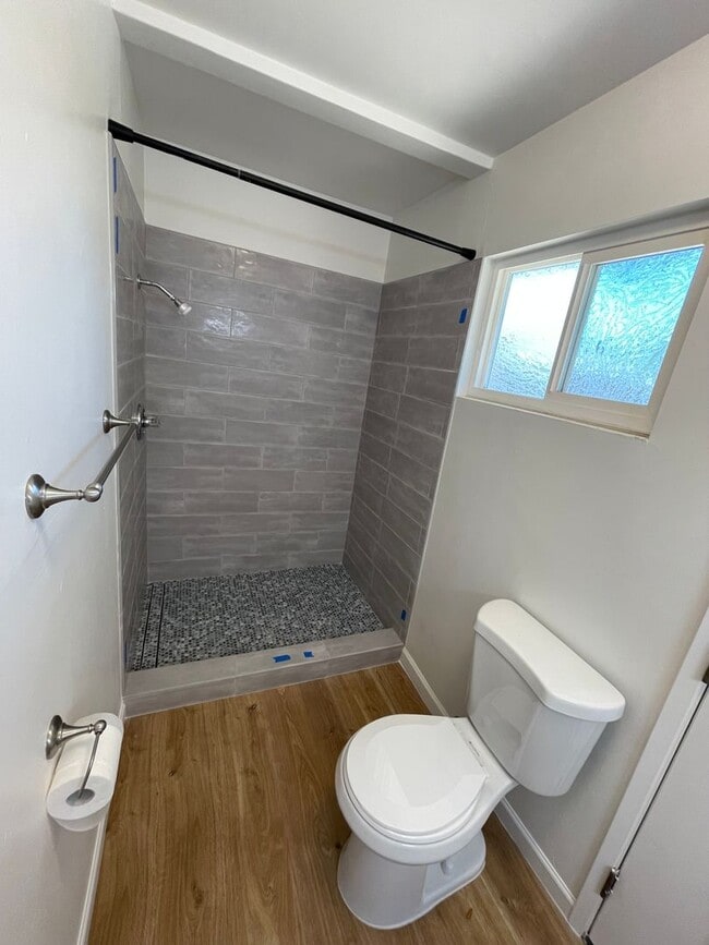 Building Photo - Wonderful and Spacious 4 Bedroom Concord H...