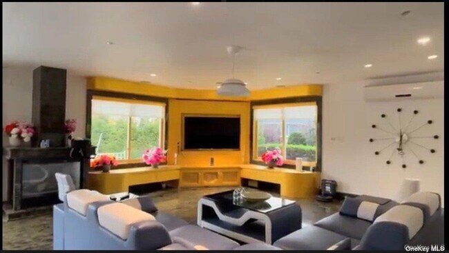 Building Photo - 215-40 27th Ave