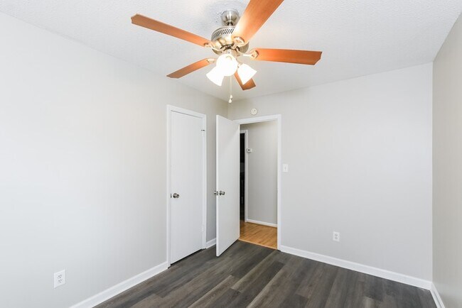 Building Photo - 3 Bedroom Augusta Gem!
