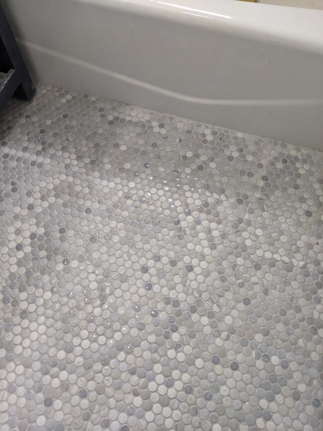 Bathroom floor - 4325 Meadowview Ave