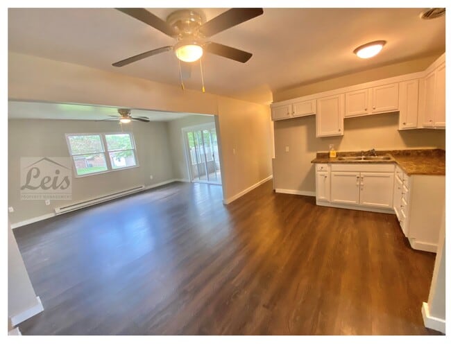 Building Photo - 1473 Skylark Dr