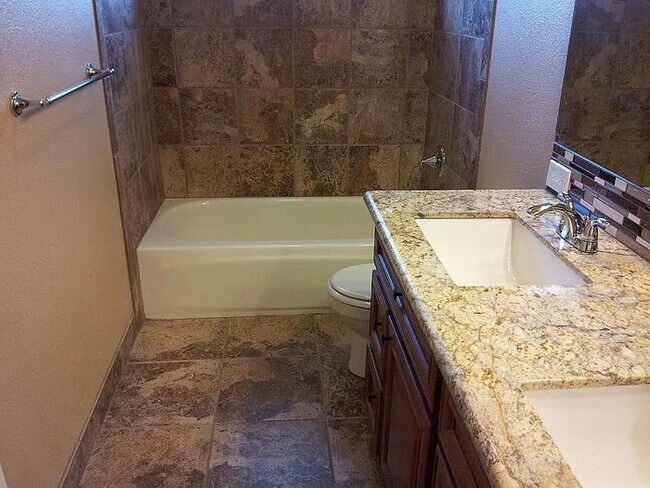 Building Photo - 11543 Quartz Dr