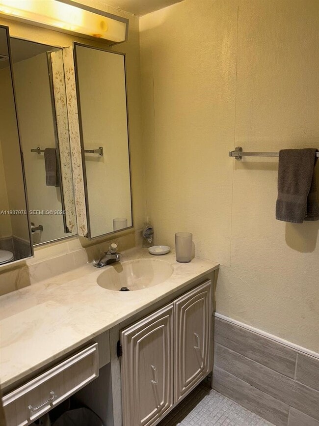 Building Photo - 3821 Environ Blvd