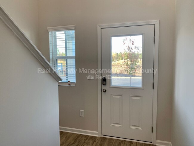 Building Photo - 3116 Lake Barkley Way