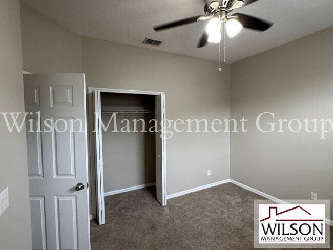 Building Photo - 5004 Adair Oak Dr