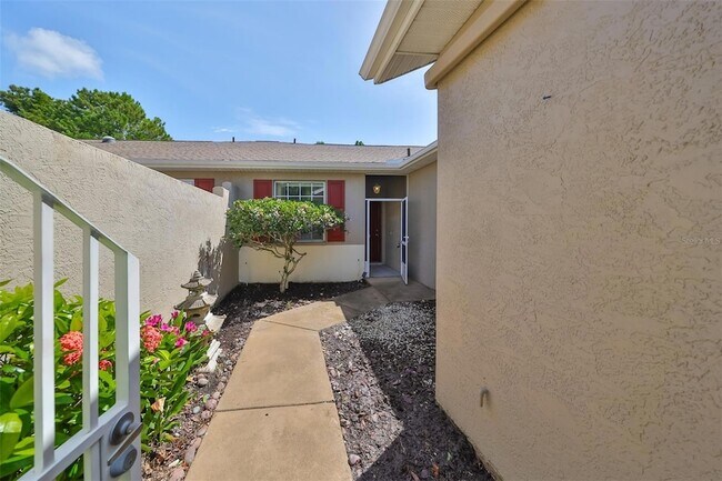 Building Photo - 633 Tremont Greens Ln