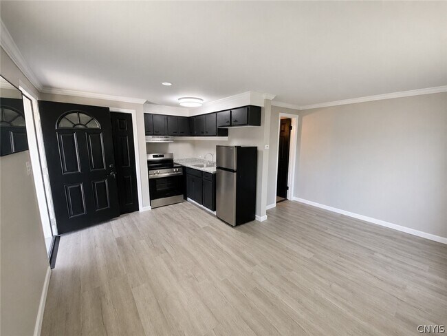 Building Photo - 273 N Collingwood Ave