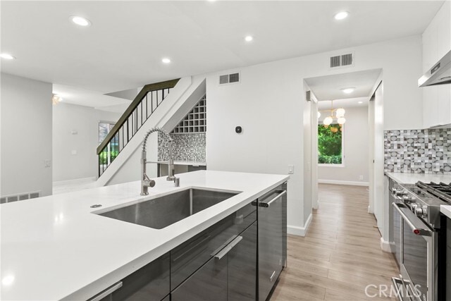 Building Photo - 2811 Sierra Canyon Way