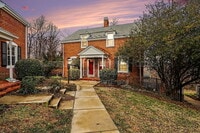 Building Photo - 3342 S Wakefield St