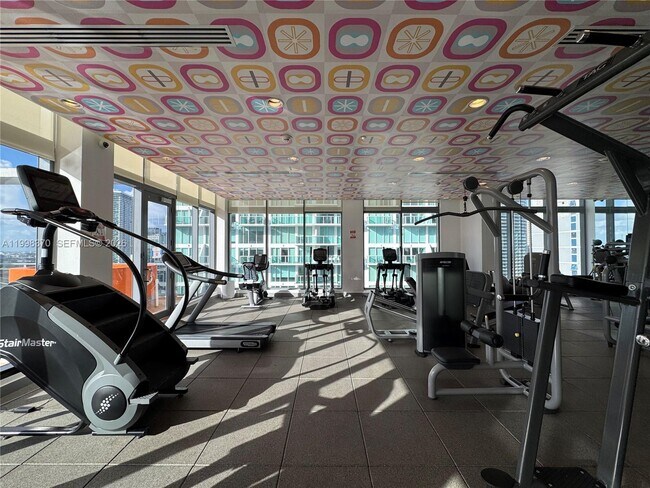 Building Photo - 31 SE 6th St