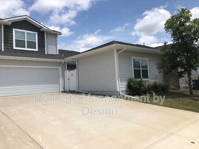 Building Photo - 8951 Calpurnia Dr