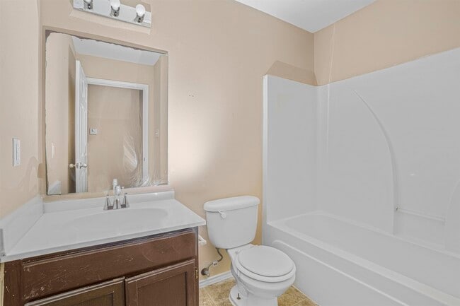 Building Photo - 14119 Fawn Dr