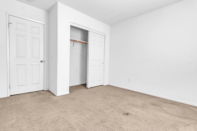 Building Photo - 4896 Stits Cir