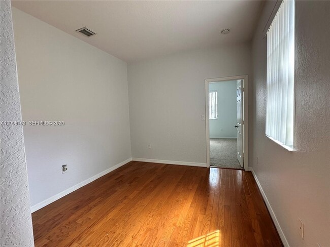 Building Photo - 4264 SW 132nd Wy