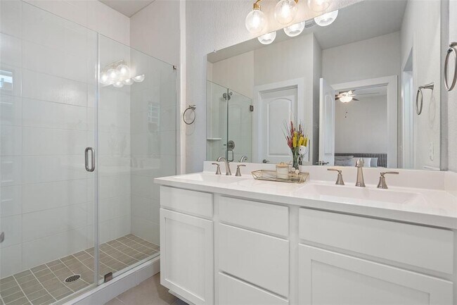 Building Photo - 8419 Laughlin Ln