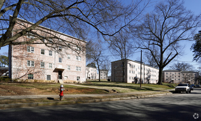 Primary Photo - The Raleigh Apartments