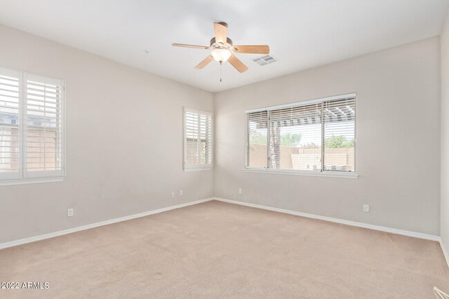 Building Photo - 13582 S 184th Ave