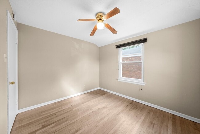 Building Photo - 1380 Wentworth Ave