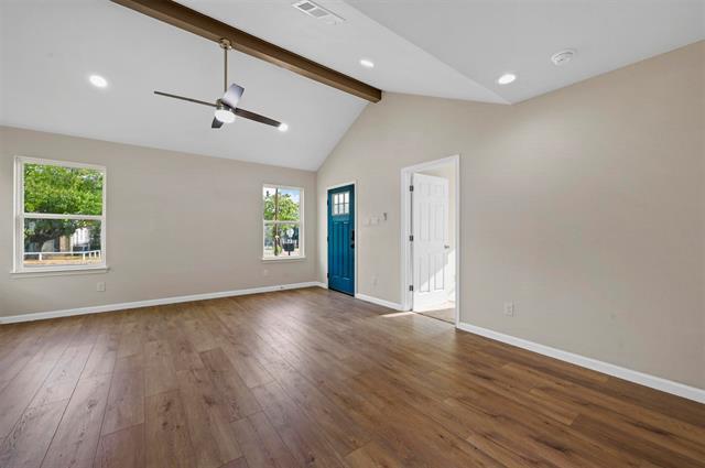 Building Photo - 2602 W Clarendon Dr