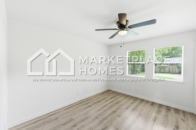 Building Photo - 4605 Brassiewood Dr