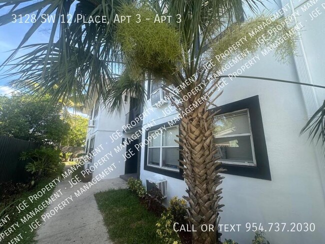 Building Photo - Davie 4-Plex, Apt 3