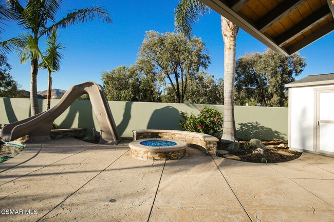 Building Photo - 961 Riopelle Ct