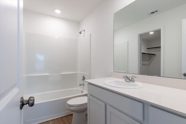 Building Photo - 19513 Rosali Meadow Dr