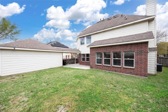 Building Photo - 22907 Breton Point Dr