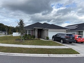 Building Photo - 9835 Olivia St