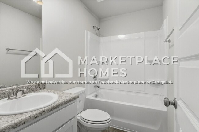 Building Photo - 10415 Patton Ln