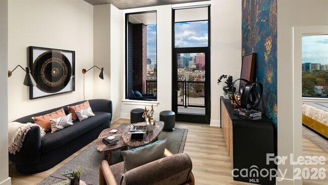 Building Photo - 124 E Kingston Ave