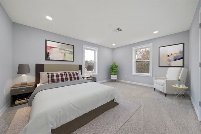 Building Photo - 13 Broadway