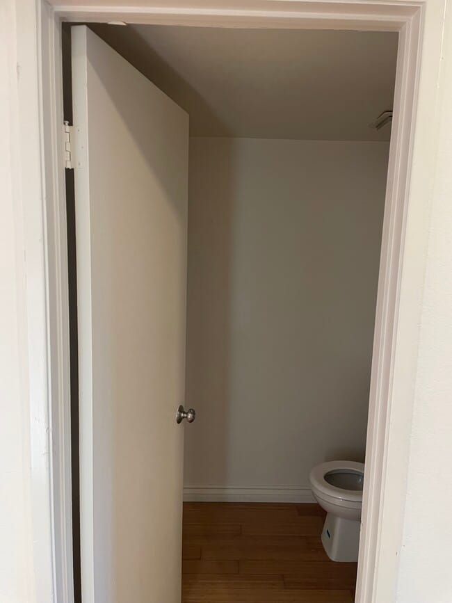 Building Photo - 211 Palmetto Dr