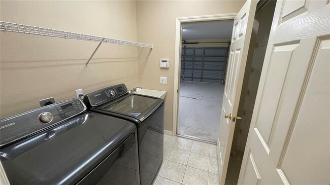 Building Photo - 10812 Bullrush Terrace