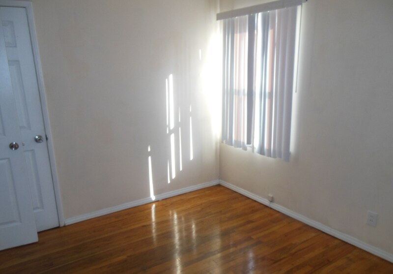 Building Photo - 14823 Longworth Ave