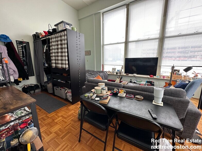 Building Photo - 61 Brookline Ave