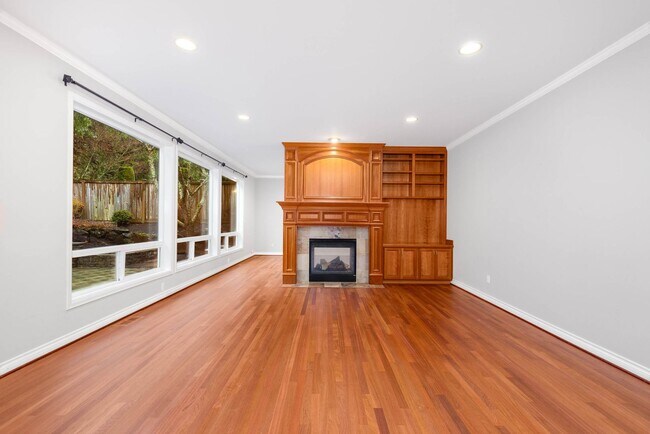 Building Photo - Stunning Sammamish Home, this home is a lifestyle!!